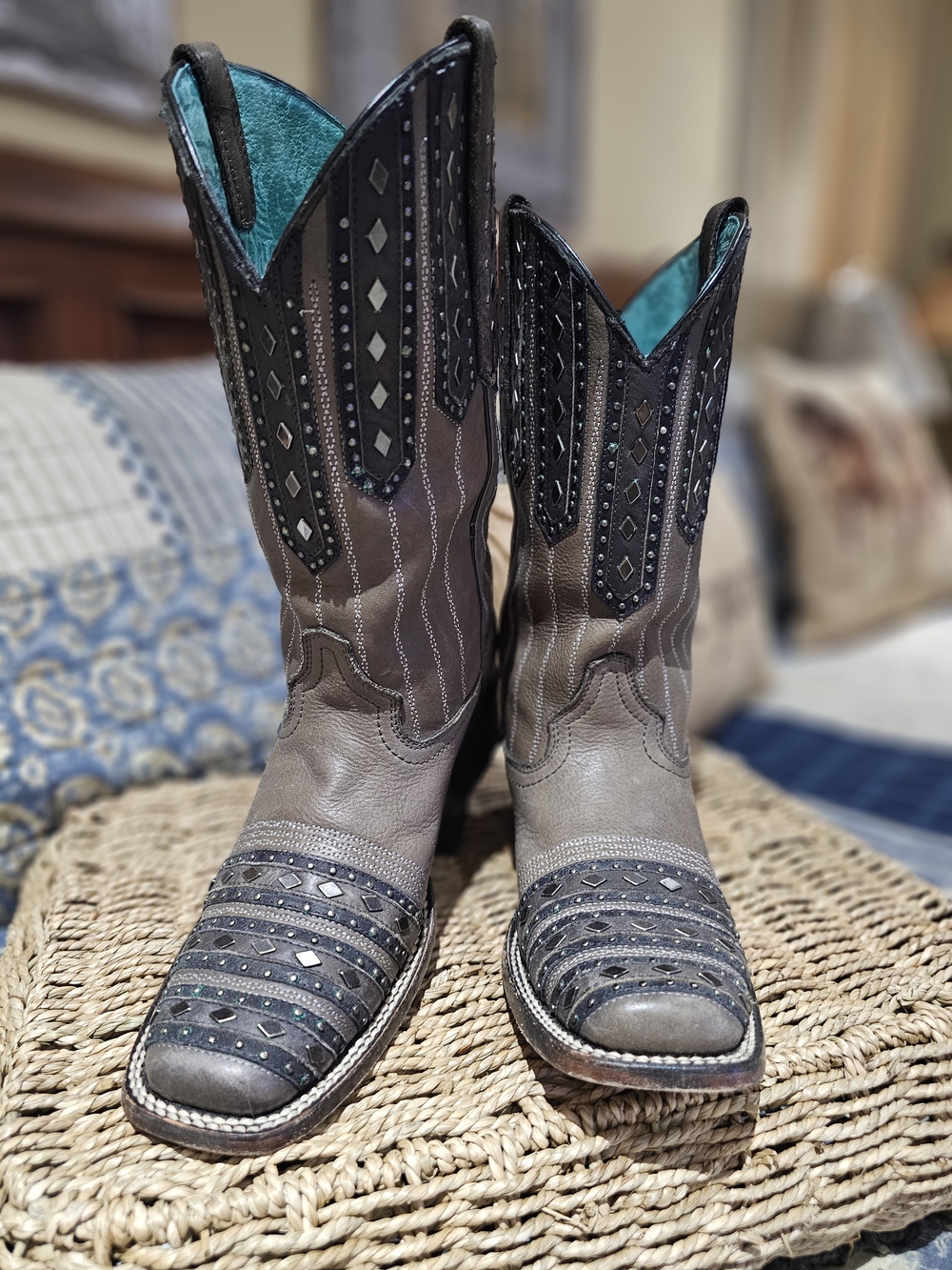 Women's Gray Studded Western Boots